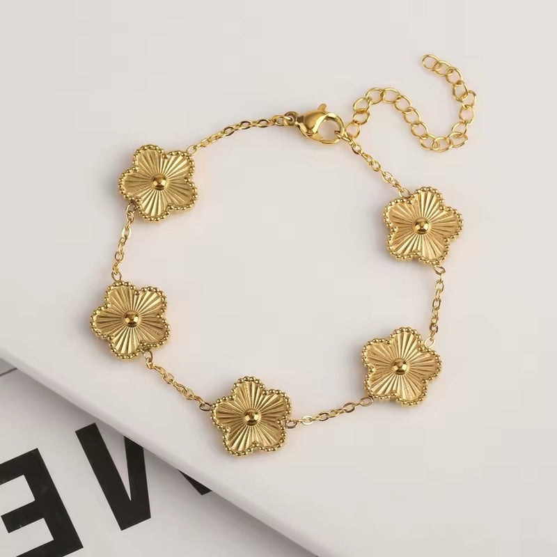 Pulseras Trebol de Cinco Hojas | <span style="color: #000000;"><strong><span style="color: #ff2a00;">¡COMPRA 1 Y LLÉVATE 2!</span></strong></span>